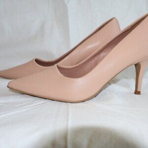Linea Paulo Paris Pointed Toe Leather Pump (Size 5) Dessert Sand Blush
